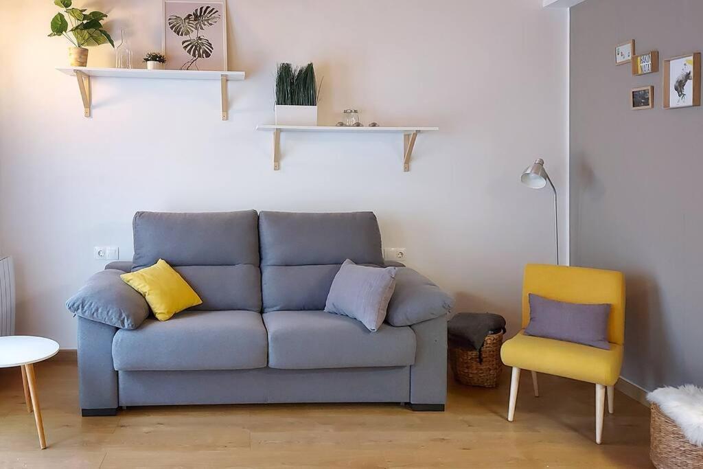Precioso Apartamento Duplex En El Centro De Olot Daire Dış mekan fotoğraf