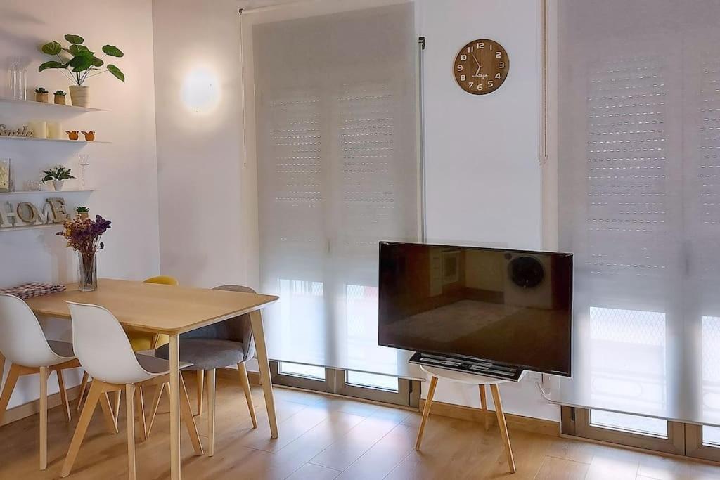Precioso Apartamento Duplex En El Centro De Olot Daire Dış mekan fotoğraf