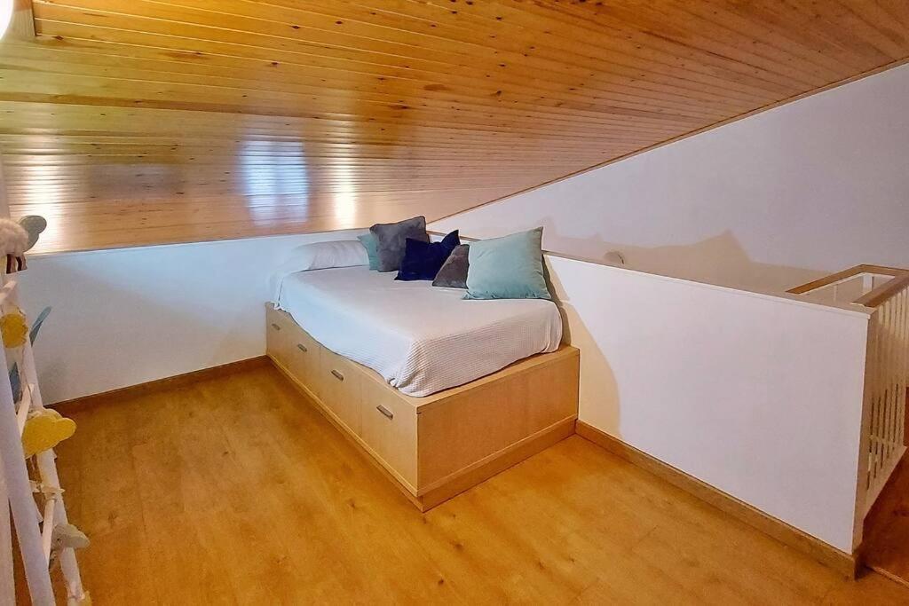 Precioso Apartamento Duplex En El Centro De Olot Daire Dış mekan fotoğraf